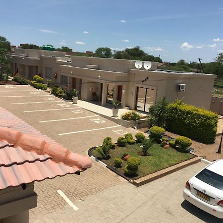 Hill View Inn Serowe Экстерьер фото