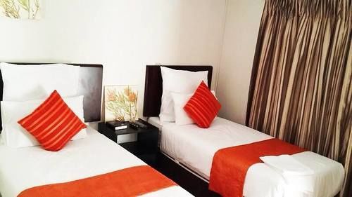 Hill View Inn Serowe Экстерьер фото