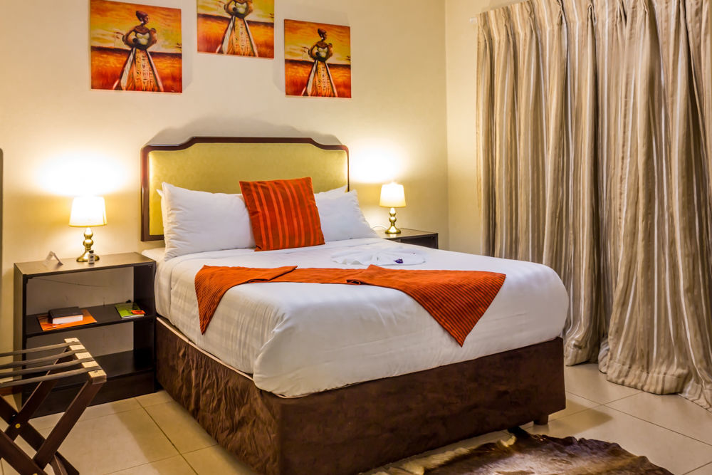 Hill View Inn Serowe Экстерьер фото