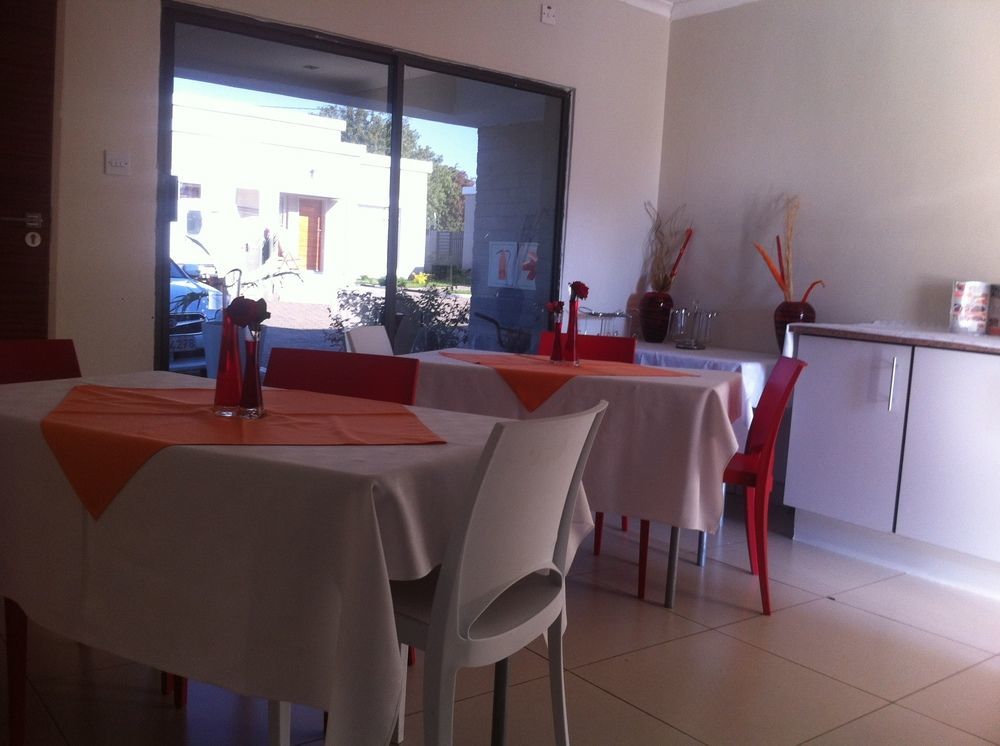 Hill View Inn Serowe Экстерьер фото
